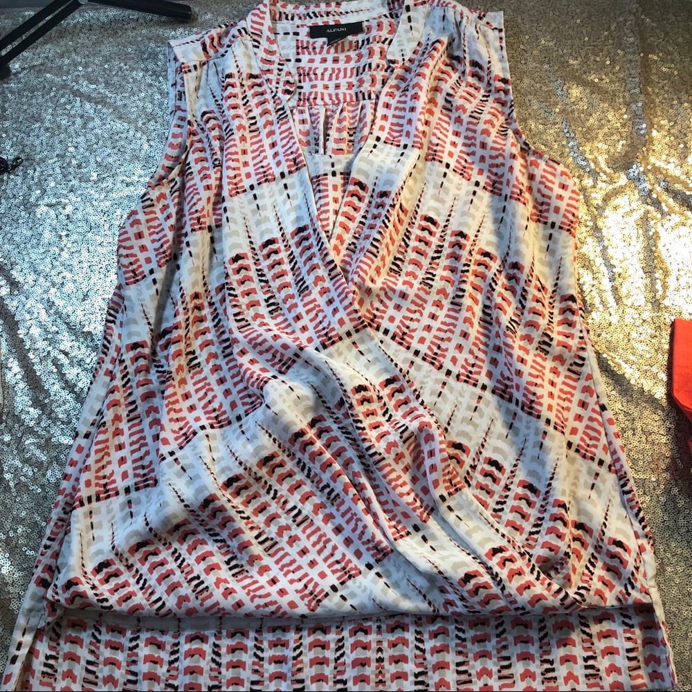 Alfani Coral & White Crossover Sleeveless Top - Picture 7 of 8
